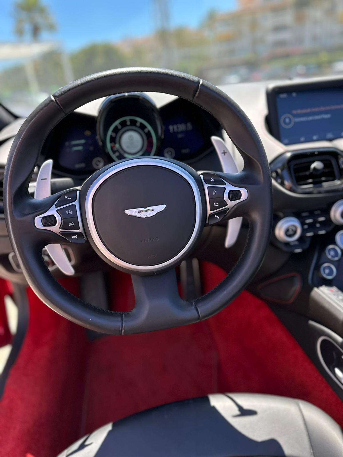 viprent-aston-martin2